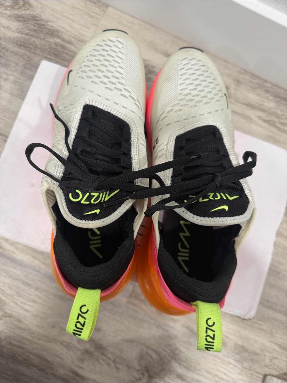 Nike Women’s Air Max 270 — White, Hot Pink & Orange - Picture 4 of 6